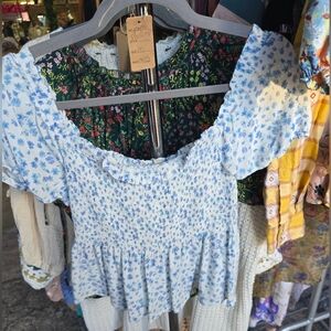 Promesa Blue And White Floral Top With Cap Sleeve, Rayon, Womens M